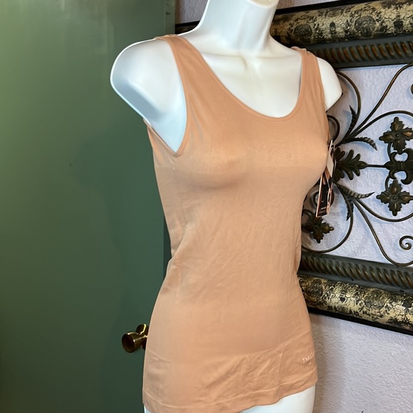 NWT *THALIA SODI* 2 Way Shaping Waist Control Tank Nude Color Tank Top Sz L - Picture 4 of 10